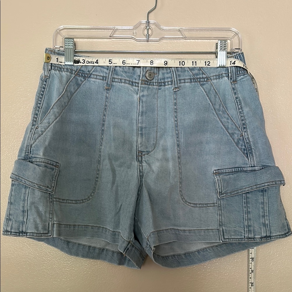 NEW Denim Cargo Women’s Shorts Size M